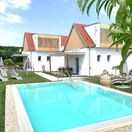 Weinberg Chalets Eisenberg an der Pinka Екстериор снимка